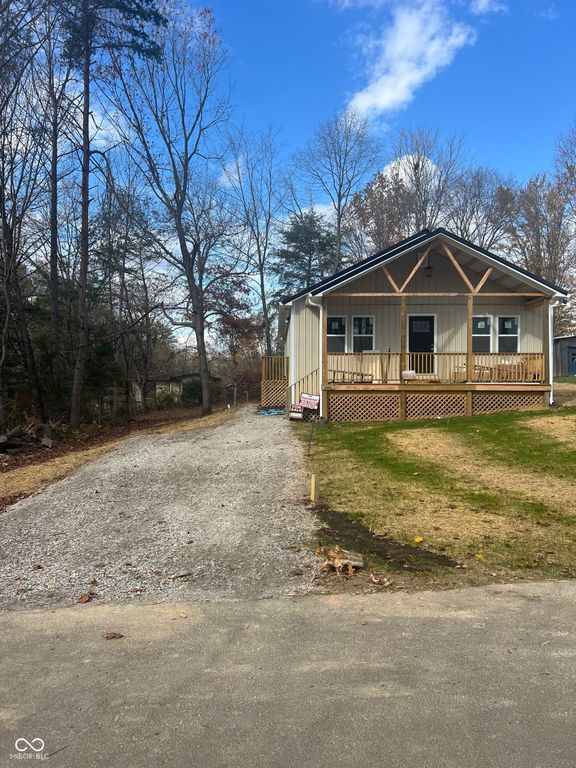 1193 Evergreen Cir Way, North Vernon, IN 47265