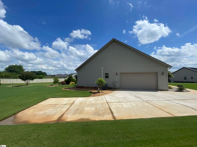 220 Laramie Peak Lane, Greer, SC 29651