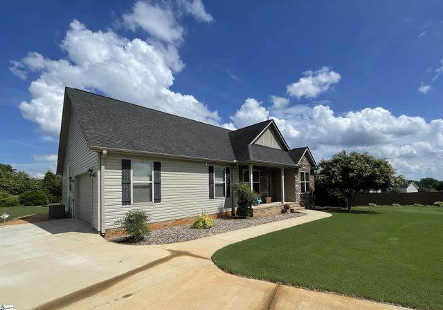 220 Laramie Peak Lane, Greer, SC 29651