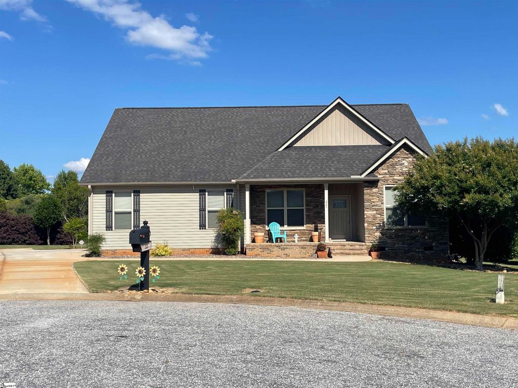 220 Laramie Peak Lane, Greer, SC 29651