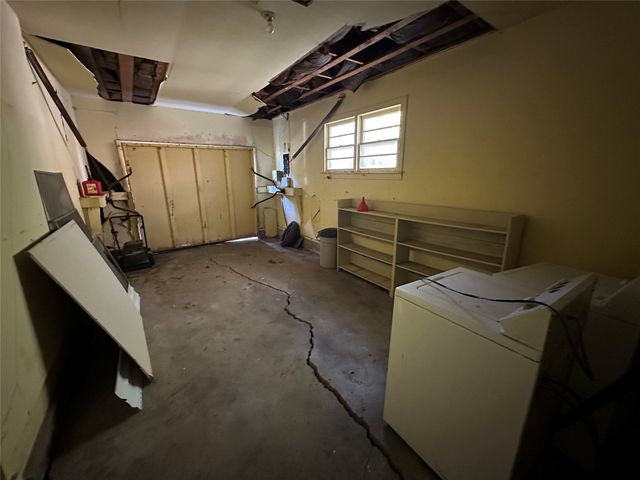 1014 Hillcrest Street, Denton, TX 76201