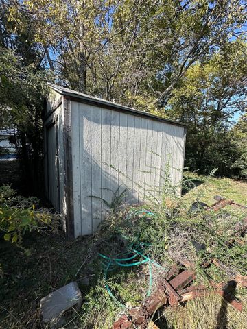 1014 Hillcrest Street, Denton, TX 76201