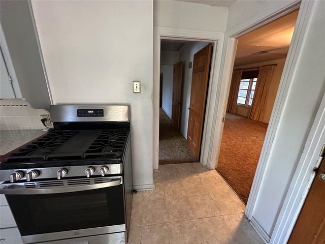 1014 Hillcrest Street, Denton, TX 76201