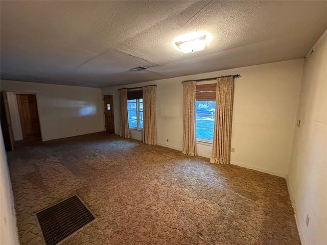 1014 Hillcrest Street, Denton, TX 76201