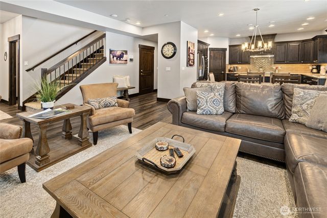 3670 Suncadia Trail, Cle Elum, WA 98922