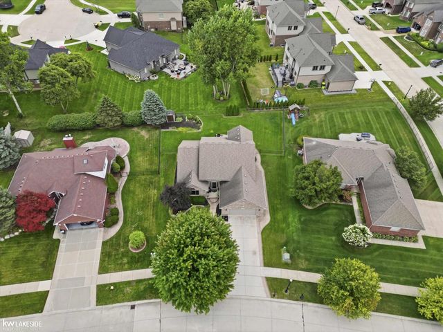 50494 Commons Drive, Macomb Twp, MI 48042