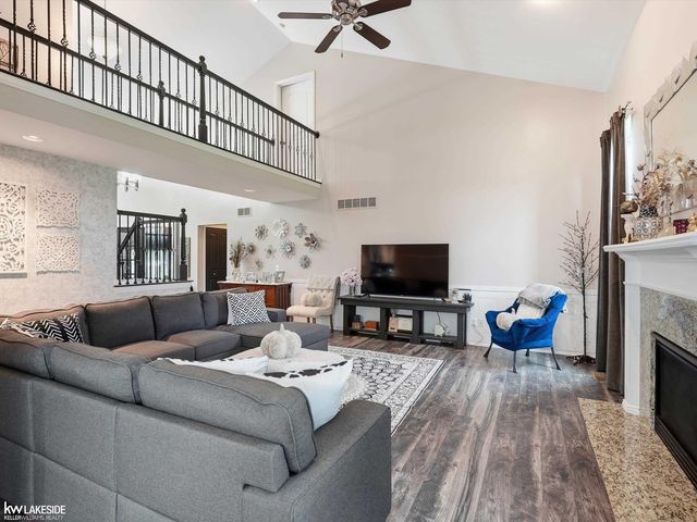 50494 Commons Drive, Macomb Twp, MI 48042