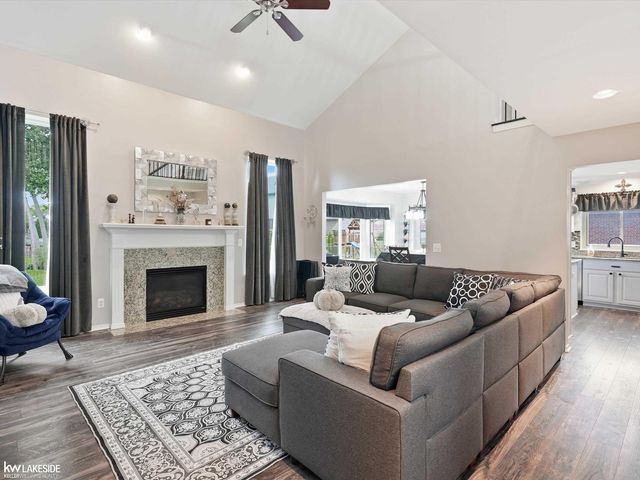 50494 Commons Drive, Macomb Twp, MI 48042