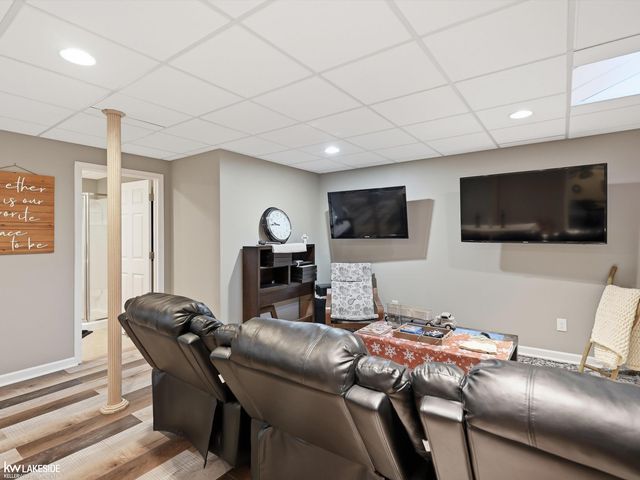 50494 Commons Drive, Macomb Twp, MI 48042