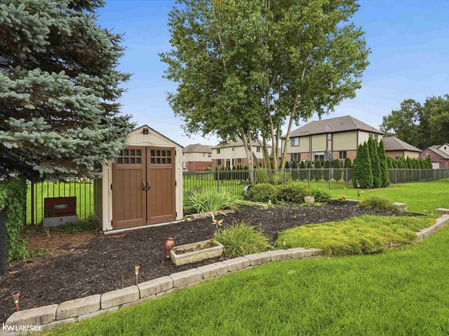 50494 Commons Drive, Macomb Twp, MI 48042