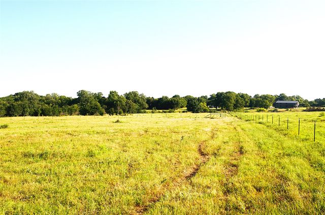 316 Flowing Wells Road, Pottsboro, TX 75076