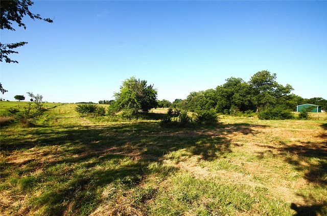316 Flowing Wells Road, Pottsboro, TX 75076