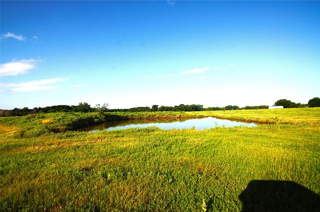 316 Flowing Wells Road, Pottsboro, TX 75076