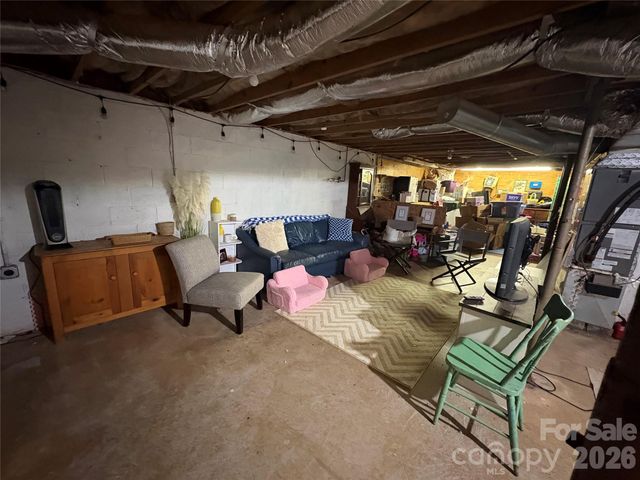 3678 Vantage Heights Circle, Lenoir, NC 28645
