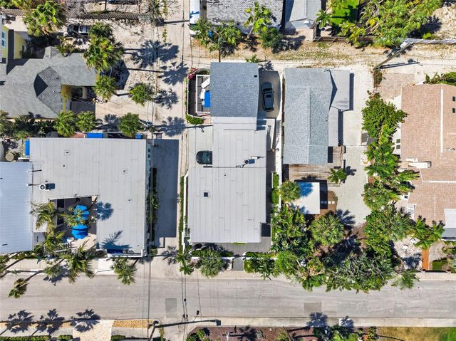 107 14TH AVENUE, St Pete Beach, FL 33706