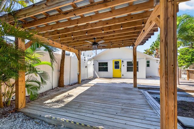 107 14TH AVENUE, St Pete Beach, FL 33706