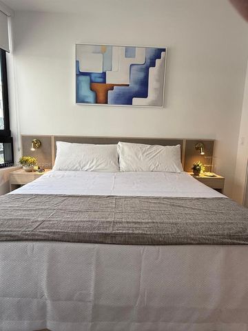 225 N Miami Ave 804, Miami, FL 33128