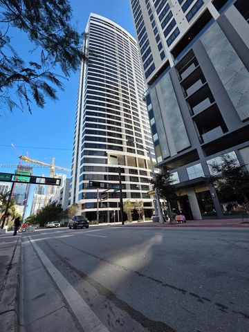 225 N Miami Ave 804, Miami, FL 33128