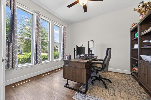 12802 N Palomino Lake Circle, Cypress, TX 77429