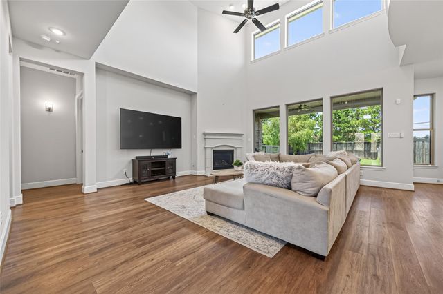 12802 N Palomino Lake Circle, Cypress, TX 77429