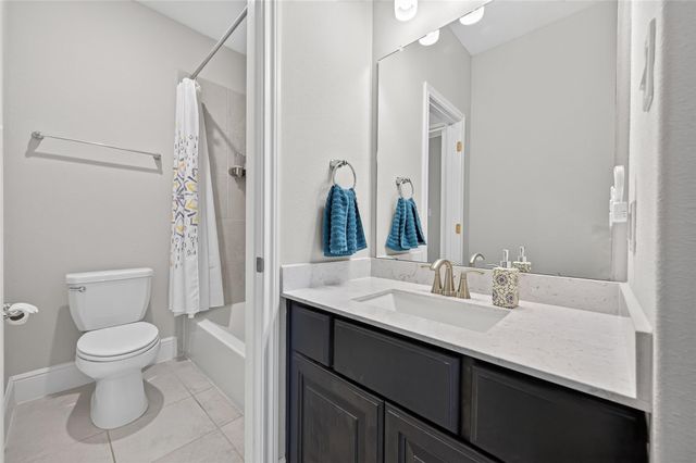 12802 N Palomino Lake Circle, Cypress, TX 77429