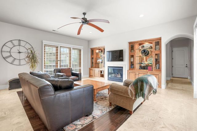 145 Flat Rock Ct, Folsom, CA 95630