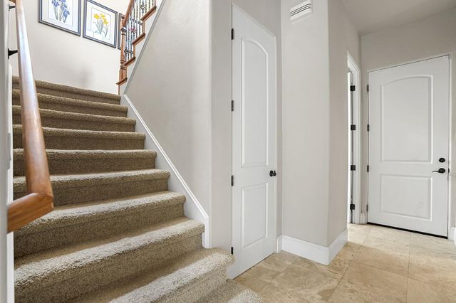 145 Flat Rock Ct, Folsom, CA 95630