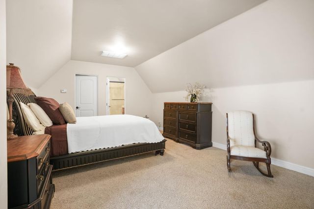 145 Flat Rock Ct, Folsom, CA 95630