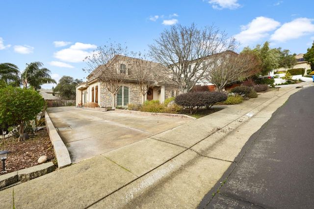 145 Flat Rock Ct, Folsom, CA 95630