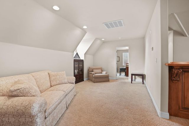 145 Flat Rock Ct, Folsom, CA 95630