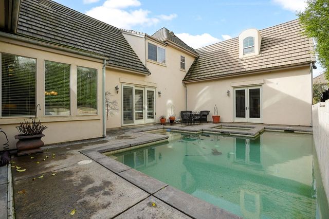 145 Flat Rock Ct, Folsom, CA 95630