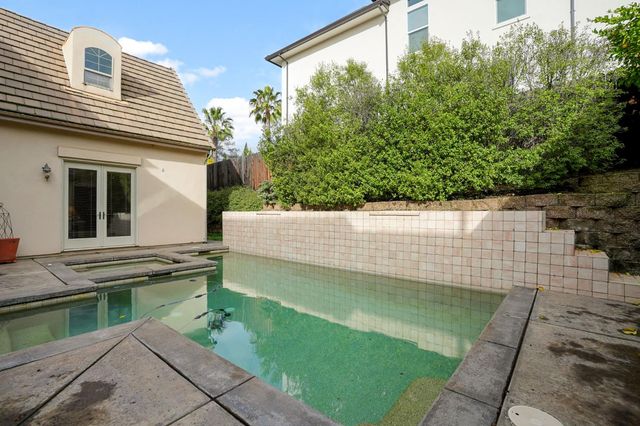 145 Flat Rock Ct, Folsom, CA 95630