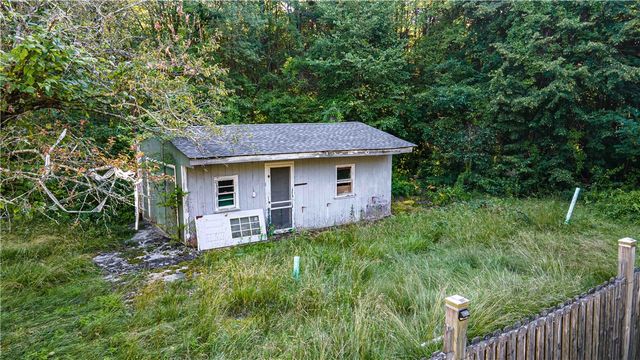 50 Round Lake Drive, Burrillville, RI 02859