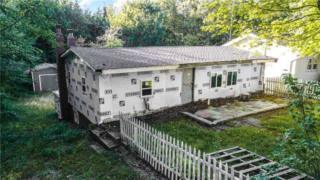 50 Round Lake Drive, Burrillville, RI 02859
