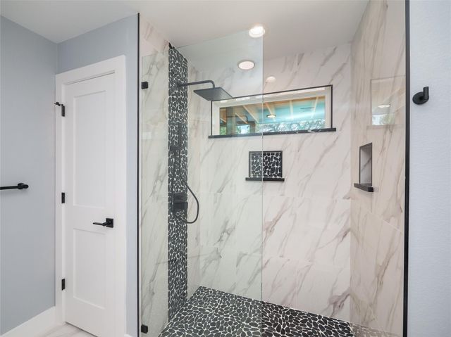 3013 Clark Ave, Lago Vista, TX 78645