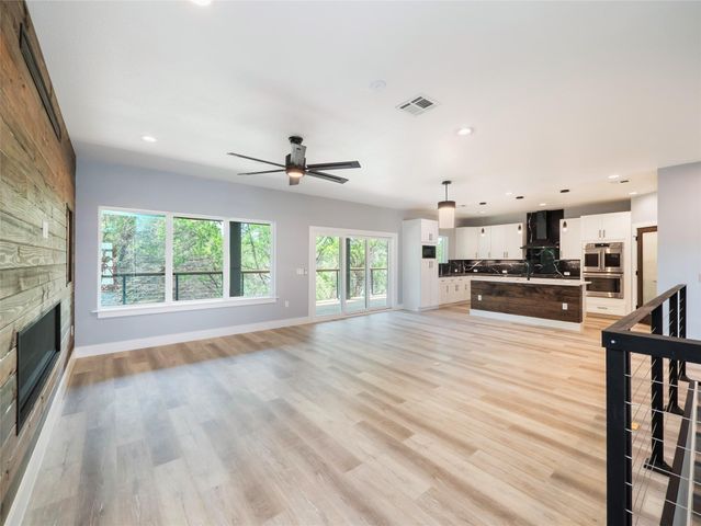 3013 Clark Ave, Lago Vista, TX 78645