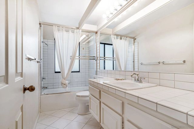 6359 Via Cabrera, La Jolla, CA 92037