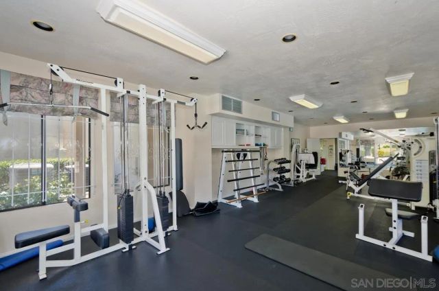 6359 Via Cabrera, La Jolla, CA 92037