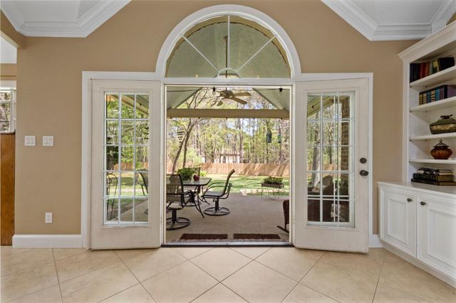 12002 Oak Cluster E, Magnolia, TX 77354