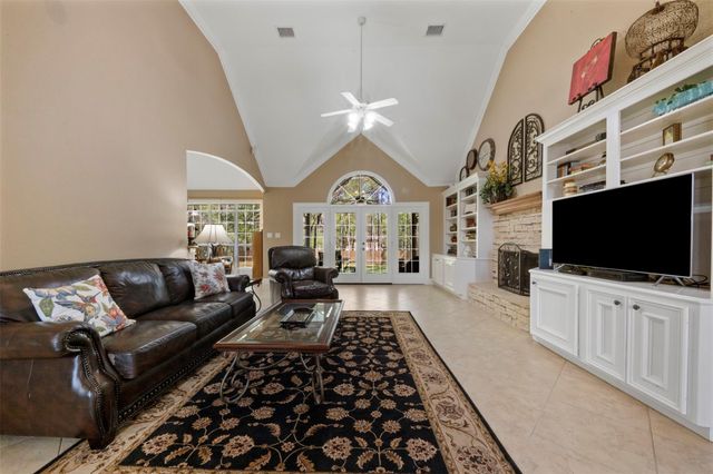 12002 Oak Cluster E, Magnolia, TX 77354