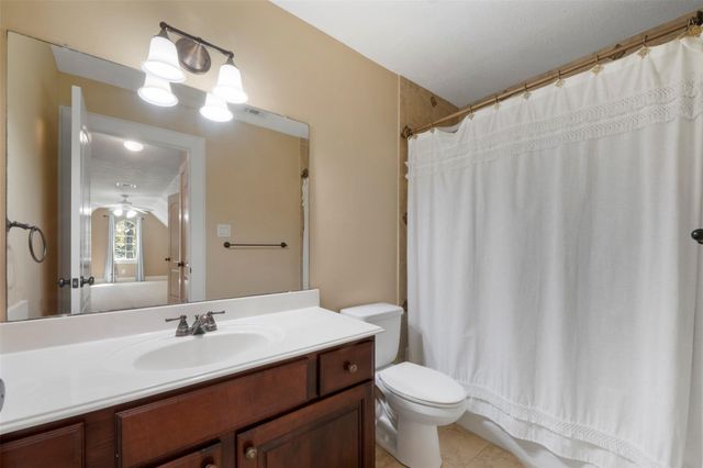 12002 Oak Cluster E, Magnolia, TX 77354