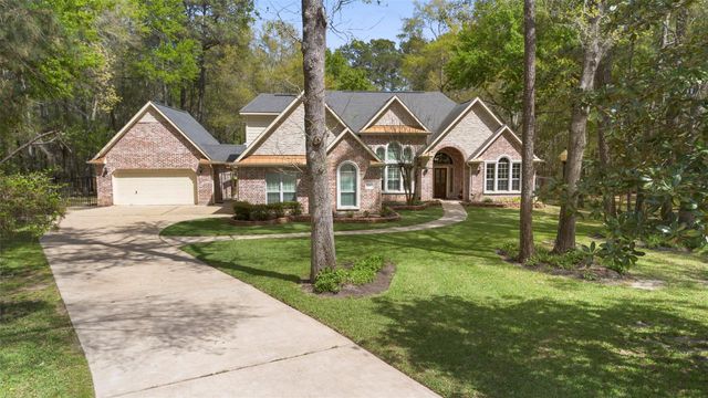 12002 Oak Cluster E, Magnolia, TX 77354