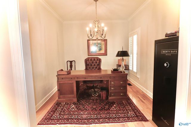 106 Ridgewood Circle, Cherokee Ridge, AL 35175