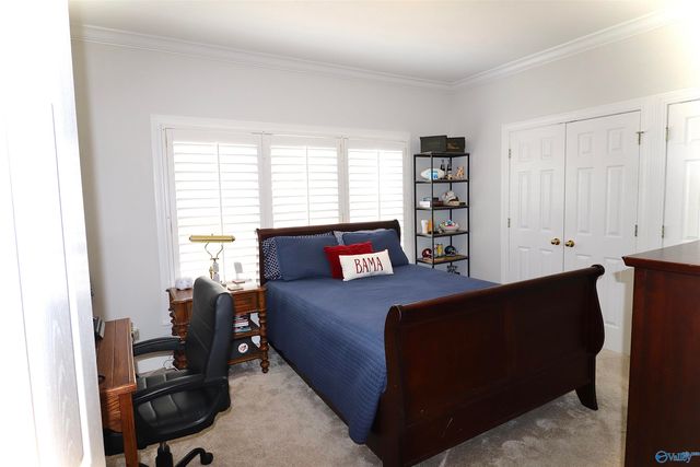 106 Ridgewood Circle, Cherokee Ridge, AL 35175
