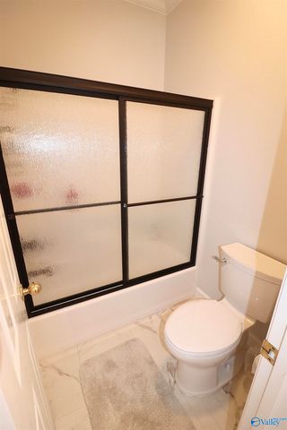 106 Ridgewood Circle, Cherokee Ridge, AL 35175