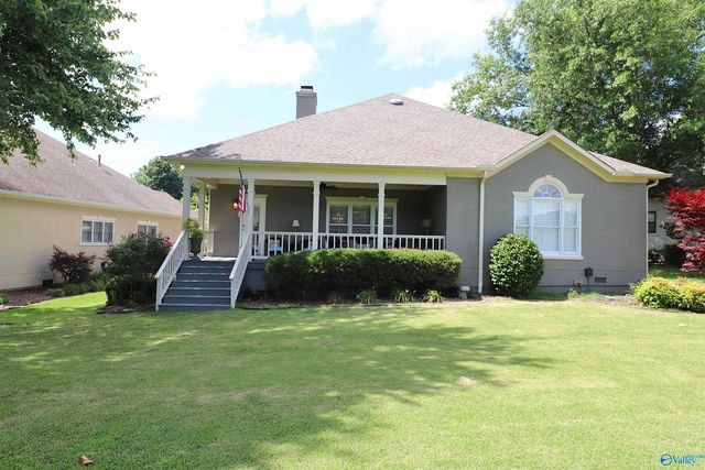 106 Ridgewood Circle, Cherokee Ridge, AL 35175