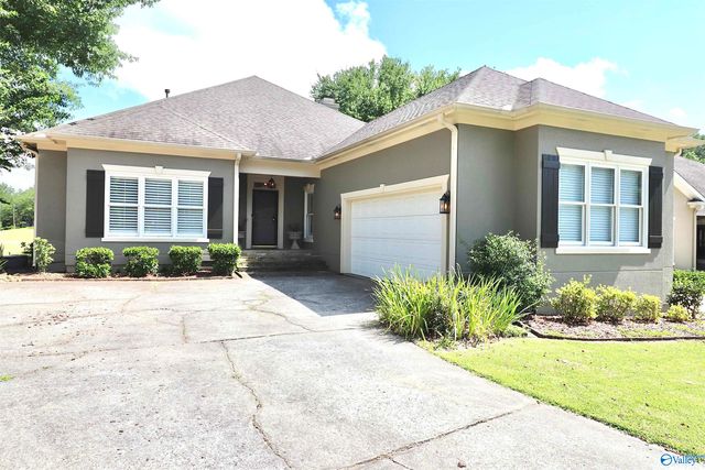 106 Ridgewood Circle, Cherokee Ridge, AL 35175