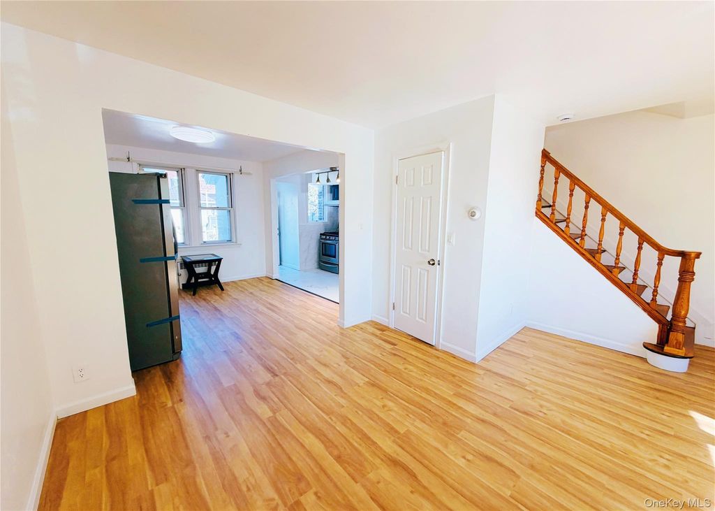 15145 20th Road, Whitestone, NY 11357 — photo 4