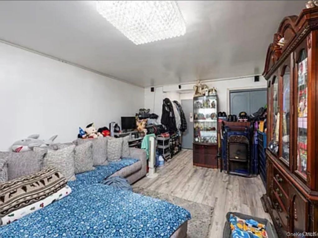 2661 marion ave 5A, Bronx, NY 10458