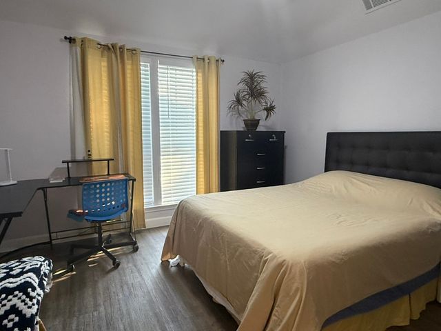 2835 Keller Springs Road 103, Carrollton, TX 75006